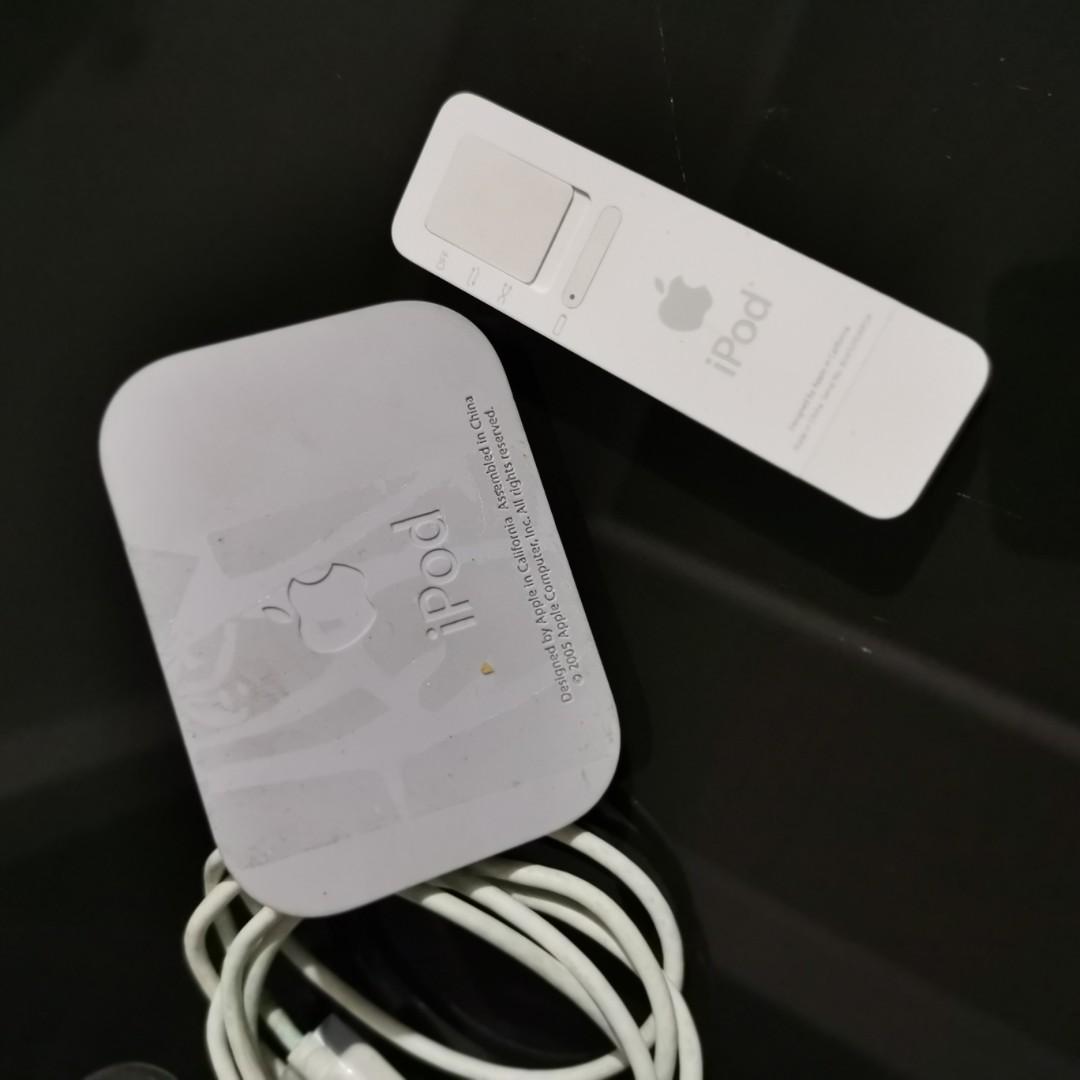 Ipod shuffle gen 1 rare, Elektronik, Lainnya di Carousell