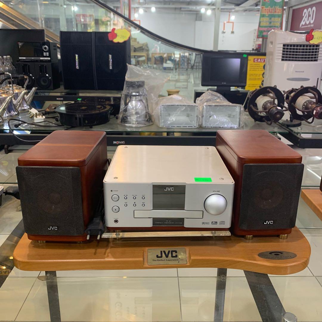 JVC EXA1 COMPACT COMPONENT SYSTEM, Audio, Portable Music Players on
