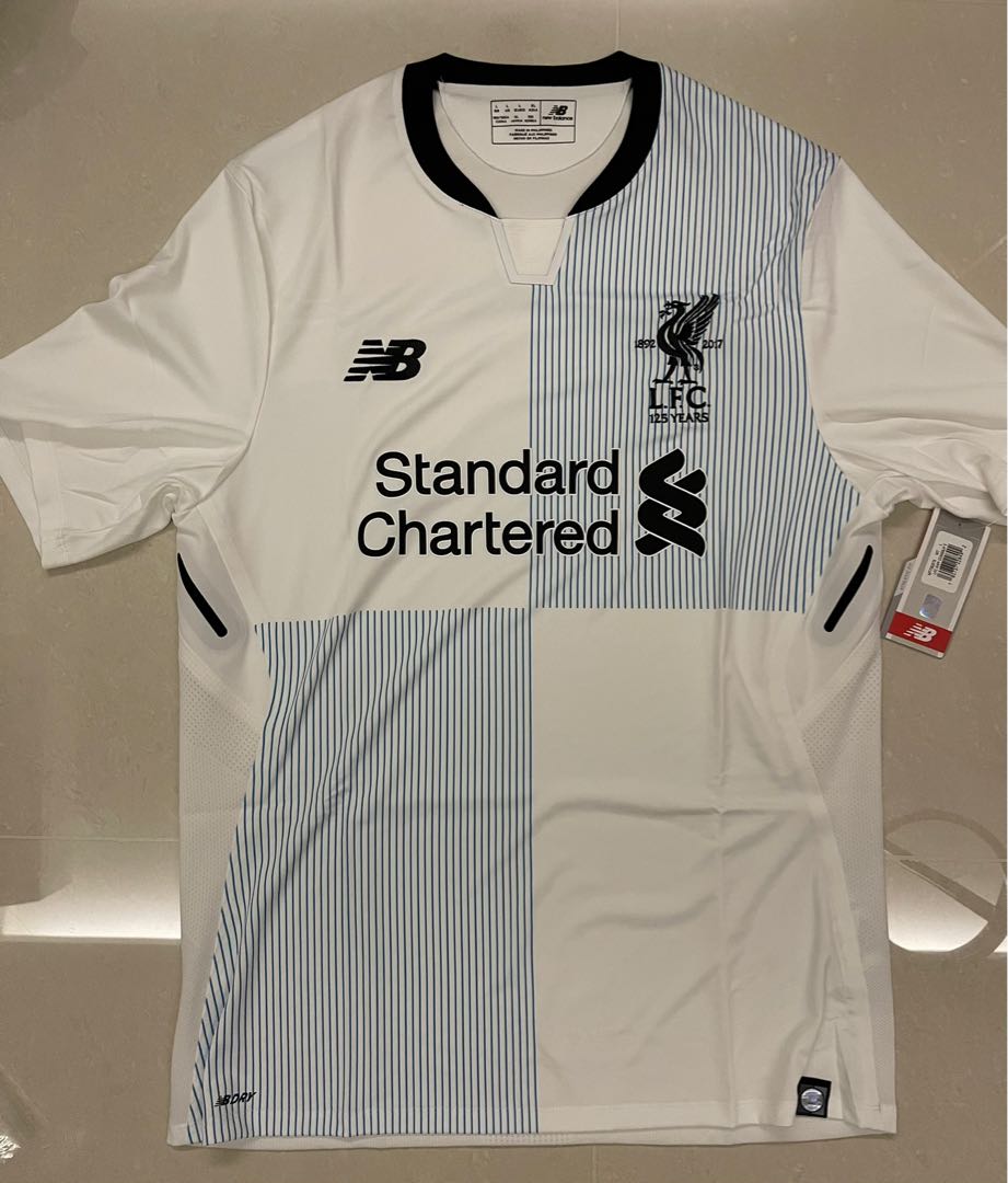 Liverpool away 2017 store