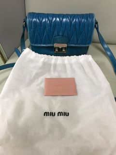 （分類：）位於 。 由 leemanhei33 提交（商品編號 1134157529，圖片 1）。簡介： 。