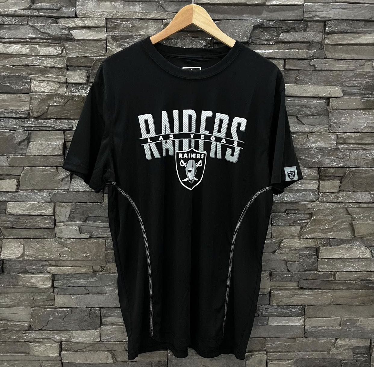 NFL Raiders Jersey Tee Shirt, Men's Fashion, Tops & Sets, Formal Shirts on  Carousell