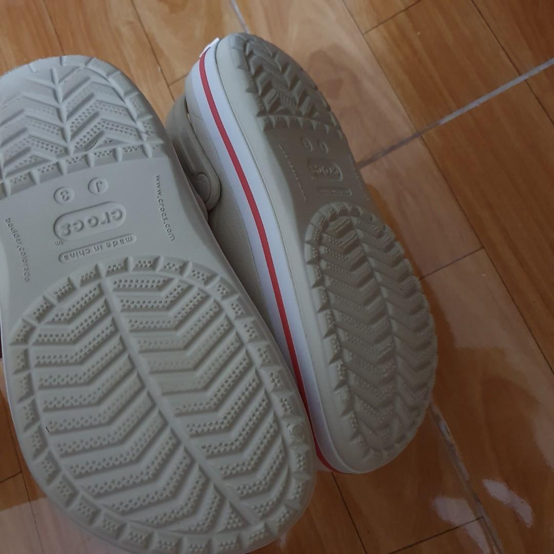 j3 crocs in cm