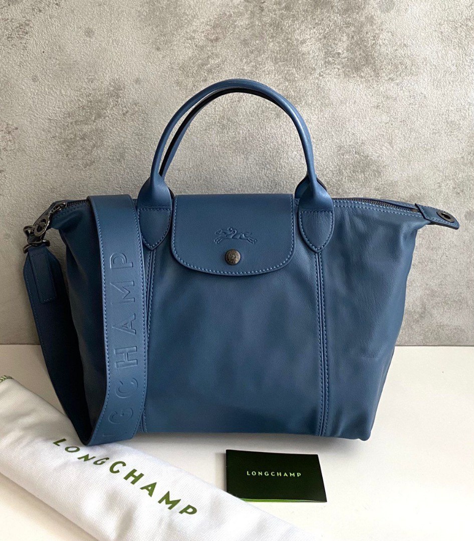 READY STOCK LC CUIR SMALL PILOT BLUE Barang Mewah Tas Dompet