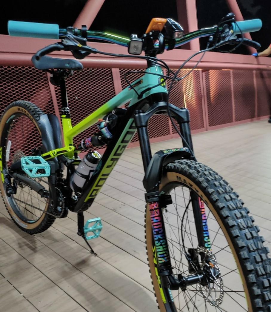 Rockshox recon oil sales