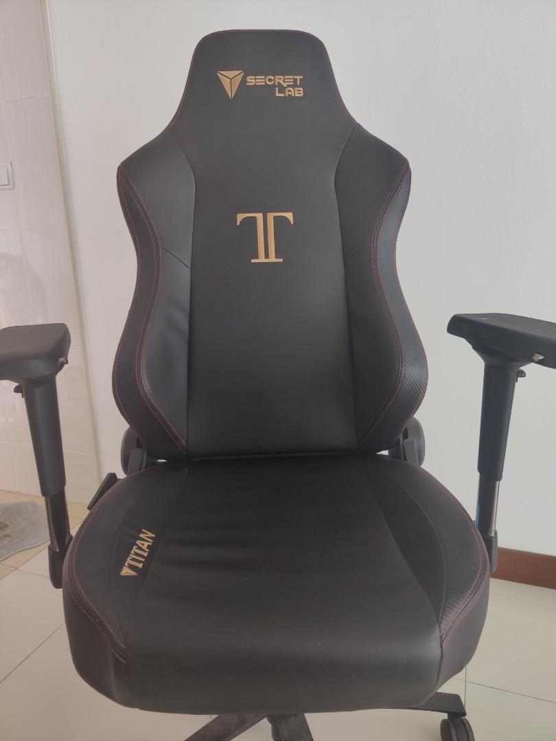 Secretlab store titan 2018