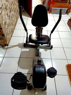 Sepeda recumbent merk Relent