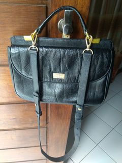 (Kategori: ) berada di . Dikirim oleh anindacolection (ID iklan 1134169060, Gambar 1). Deskripsi: .