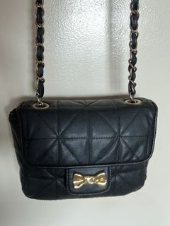 (Category: ) located in . Submitted by fruitycloset (Listing ID 1134253646, Image 1). Description: .