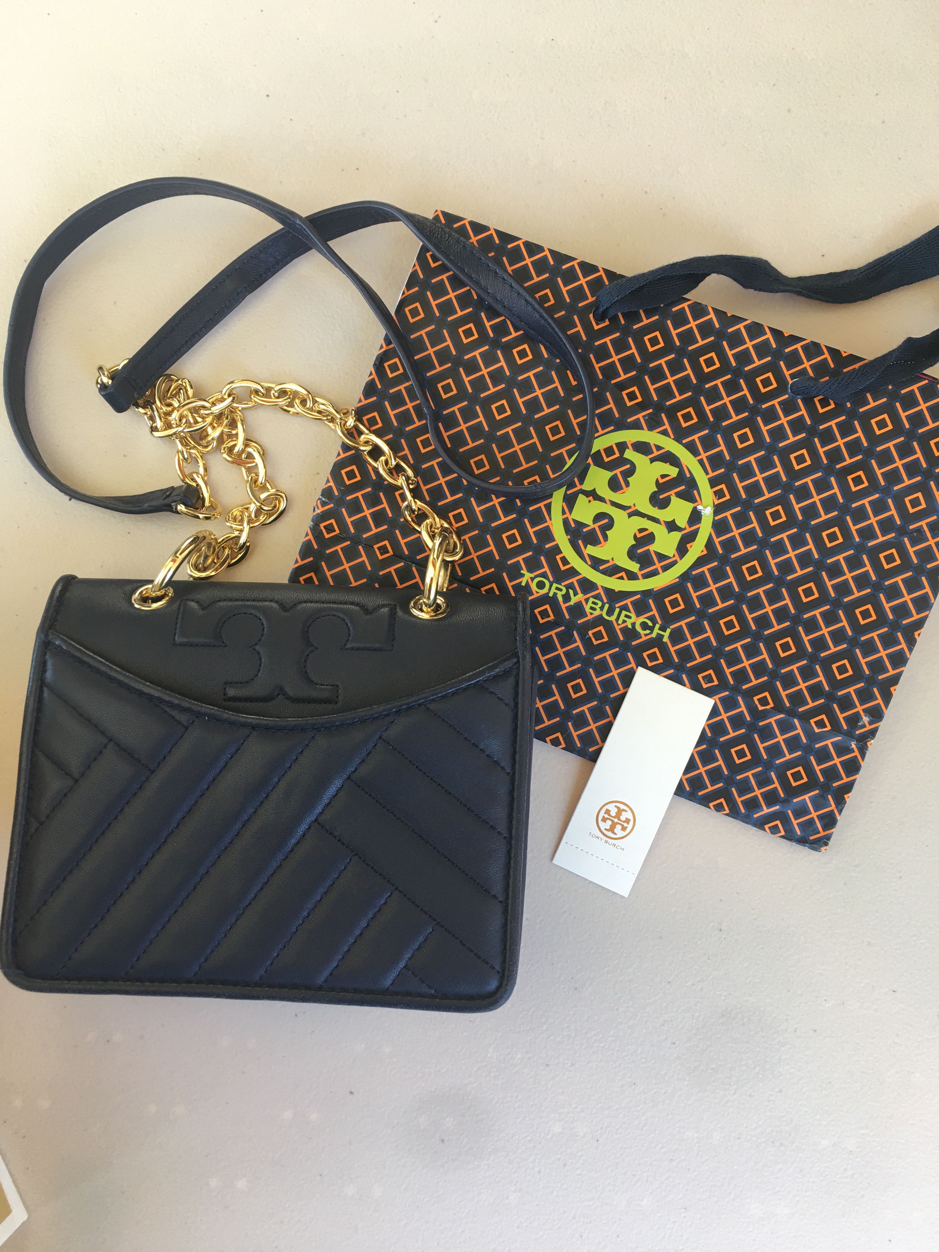 Alexa mini clearance shoulder bag