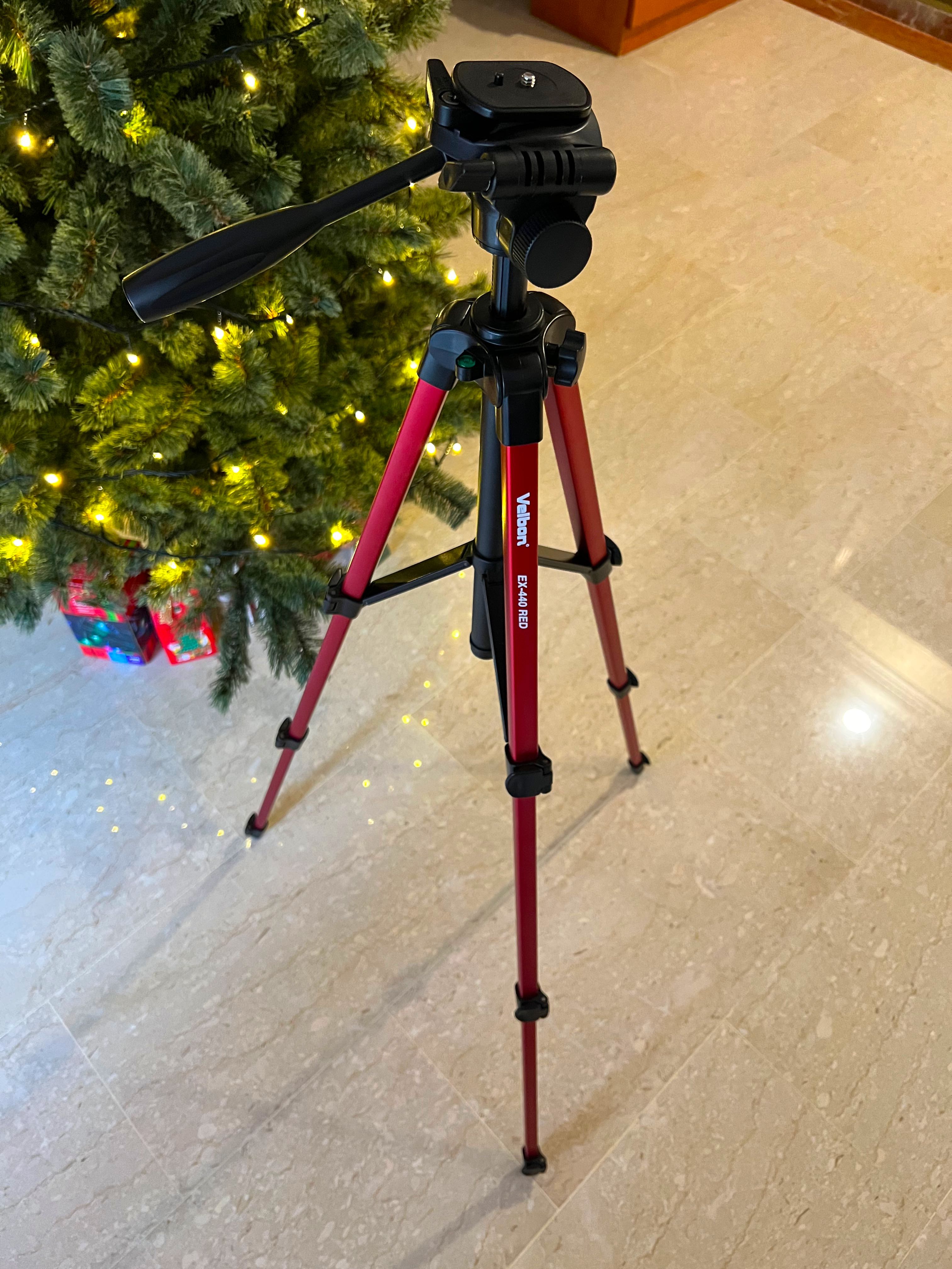 Velbon Ex 440 Red Tripod Photography Photography Accessories Tripods Monopods On Carousell