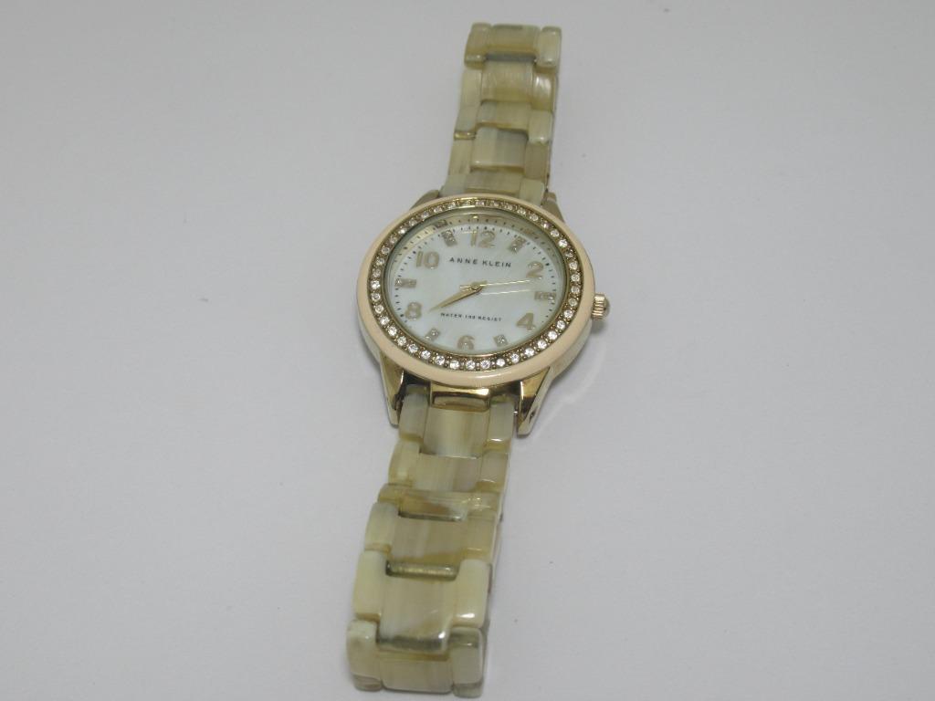Anne Klein watch model Y121E Women s Fashion Watches