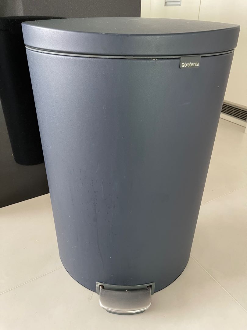brabantia Bin 30l, Furniture & Home Living, Cleaning & Homecare