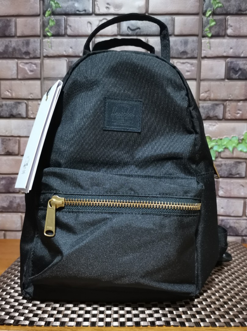 Herschel mini nova light top
