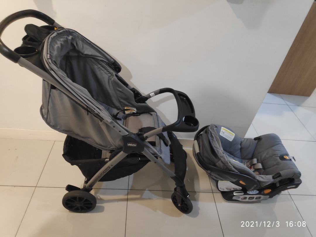 Chicco mini bravo travel sale system