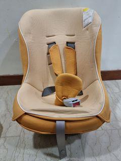 Combi Baby Car Seat to bless