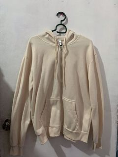 (Category: ) located in . Submitted by ymlthrift (Listing ID 1129440230, Image 1). Description: .