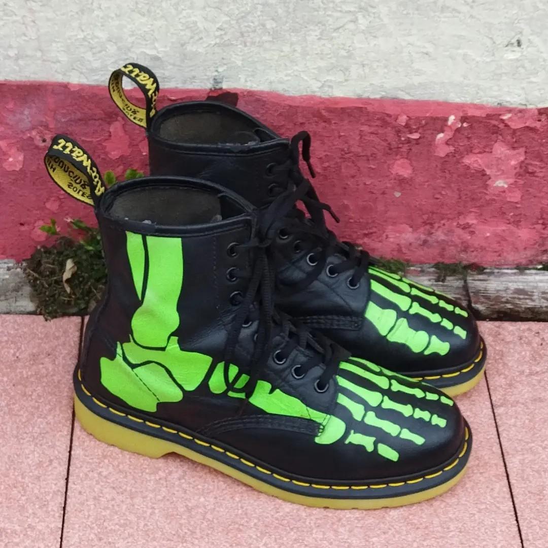 skelly dr martens