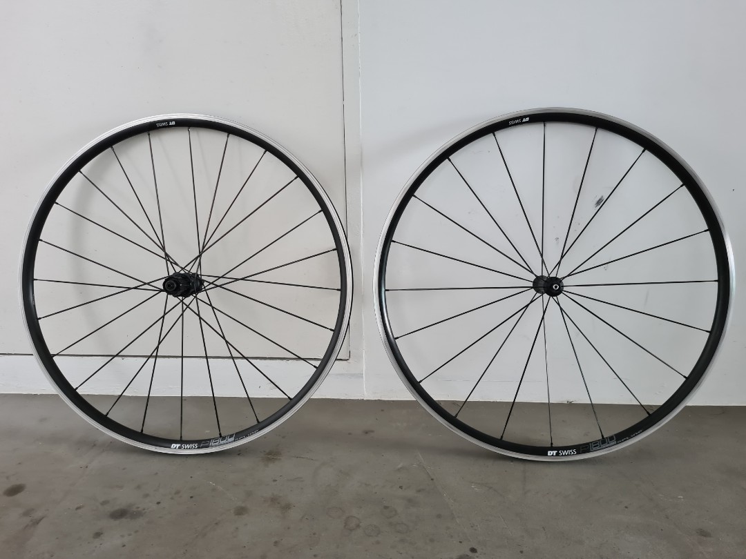 dt swiss p1800 spline 23 700c rim brake wheel