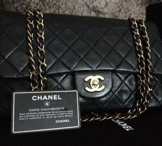 FULL SET CHANEL black Quilted Lambskin 24K Gold Chain 10” Medium Double Flap Bag