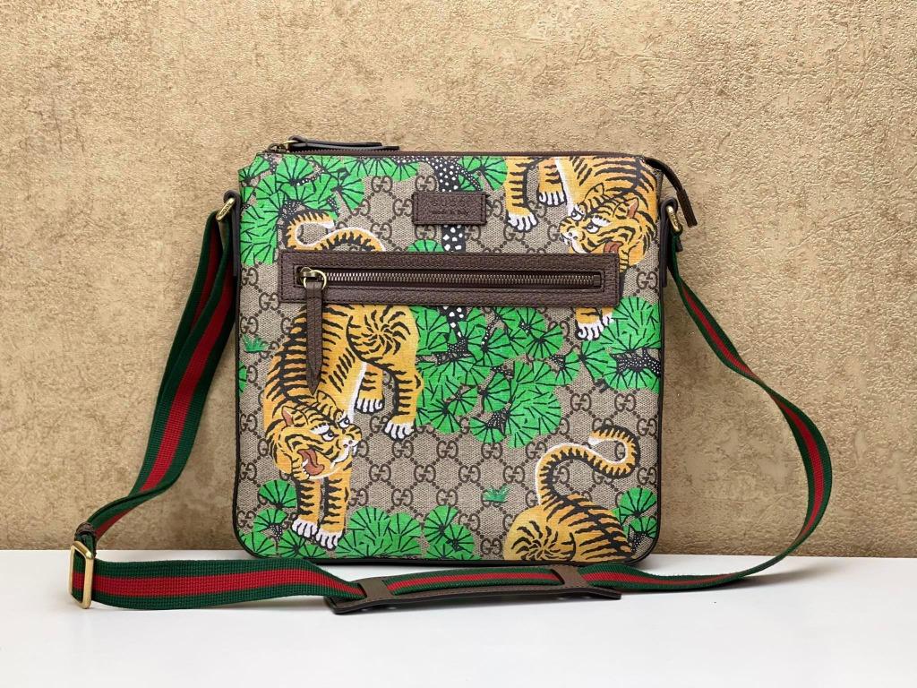 GUCCI 406408 BENGAL TIGER GG SUPREME SHOULDER BAG