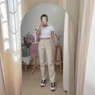 highwaist cream straightcut pants