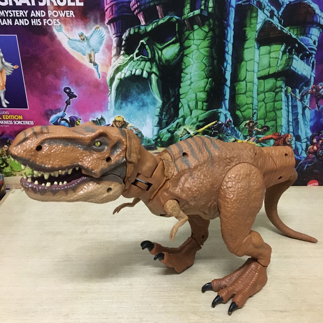 Jurassic world stomp and strike tyrannosaurus rex on sale