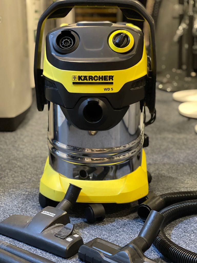 KARCHER WD5 WET/DRY VACUUM CLEANER (1800W), TV & Home Appliances