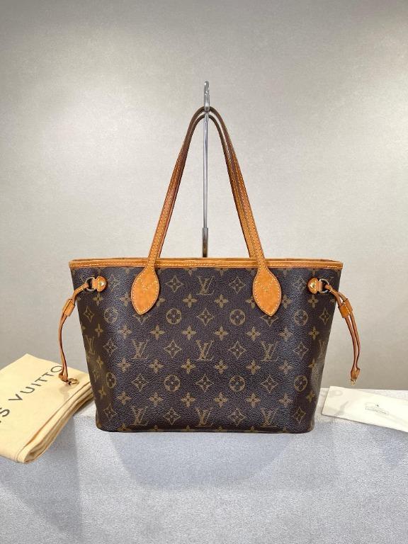 LV Turenne in pm size, Luxury, Bags & Wallets on Carousell