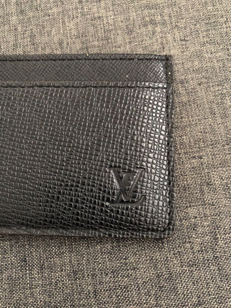 Louis Vuitton Taiga cardholder, Men's Fashion, Watches