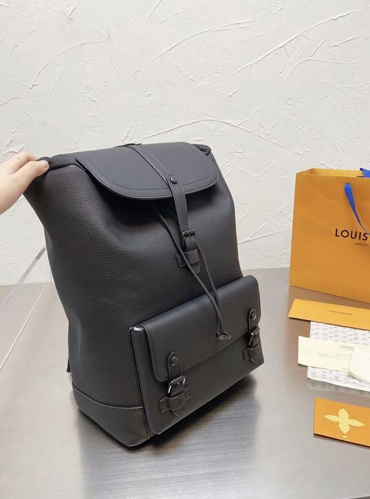 Louis Vuitton M58644 LV Christopher Slim backpack in Blue