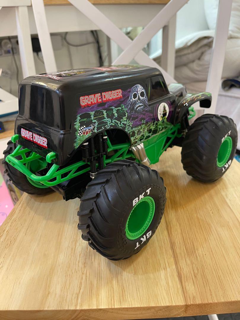 MONSTER JAM ( RC GRAVE DIGGER ) 15inch, Hobbies & Toys, Toys & Games on