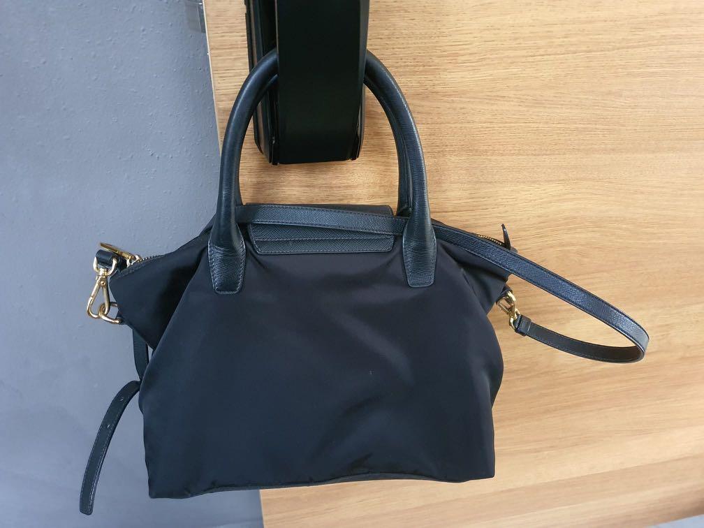 Prada borsa store a mano nylon