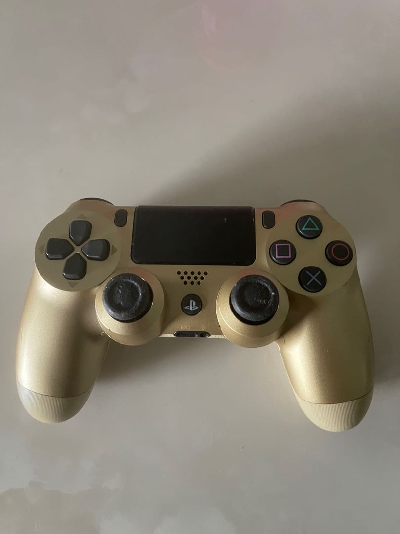 Used gold ps4 best sale controller