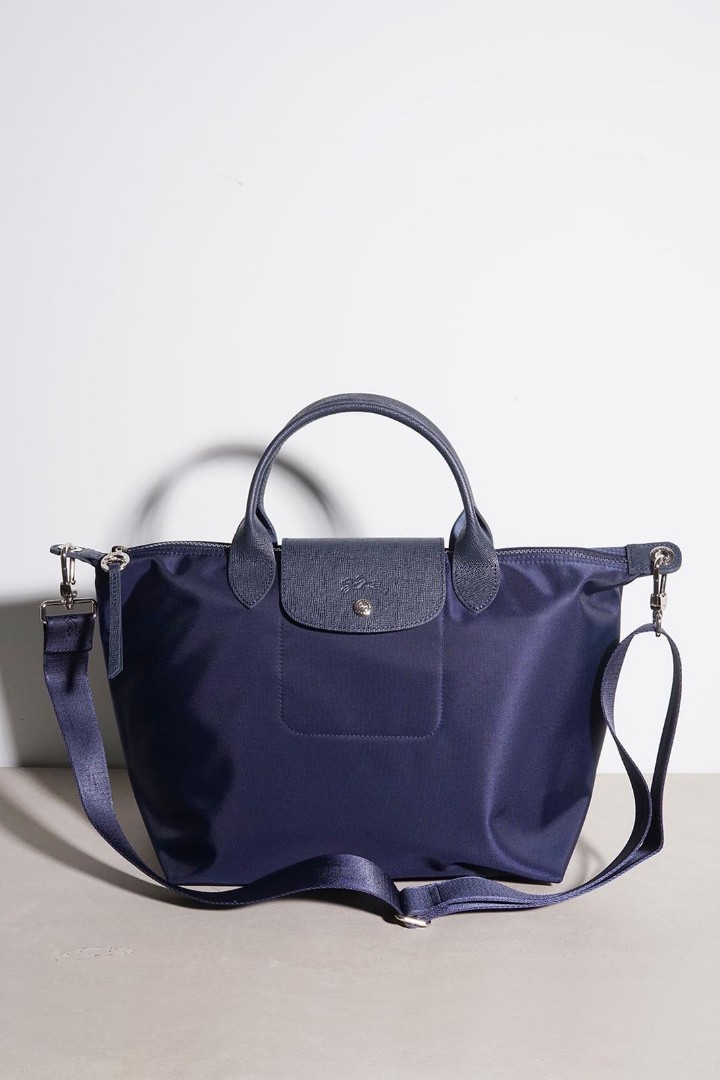 Ukuran longchamp deals neo medium