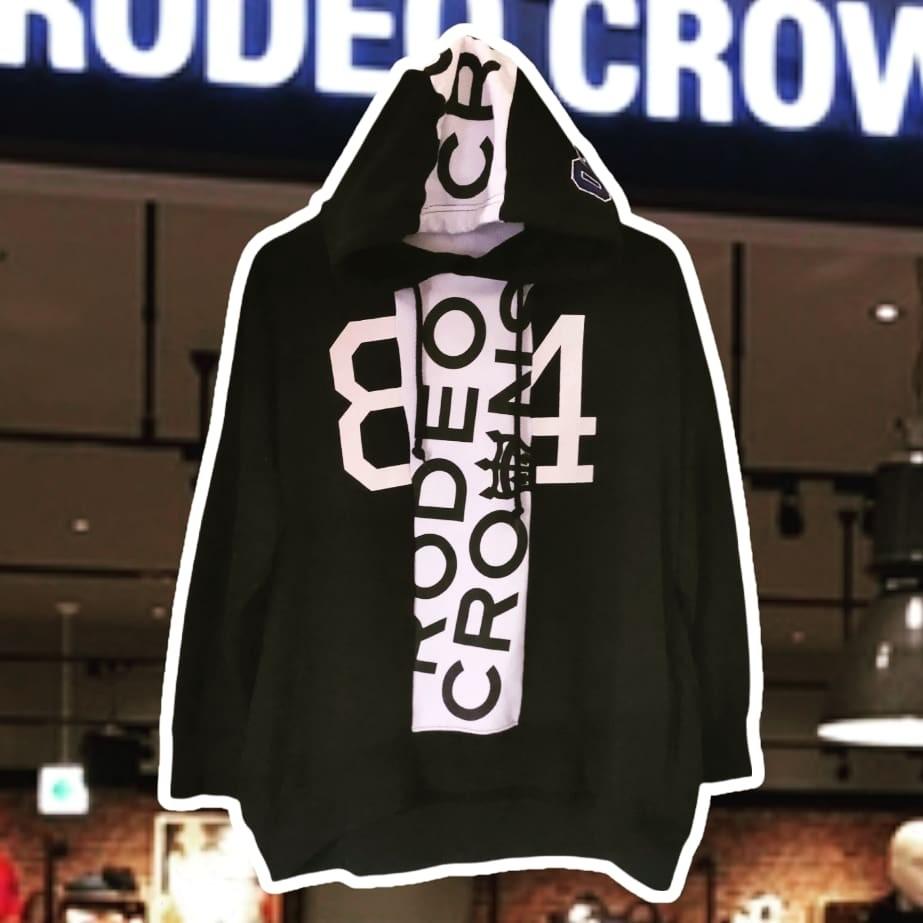 Rodeo Crowns Hoodie Japan Brand, Fesyen Pria, Pakaian Baju Luaran di  Carousell