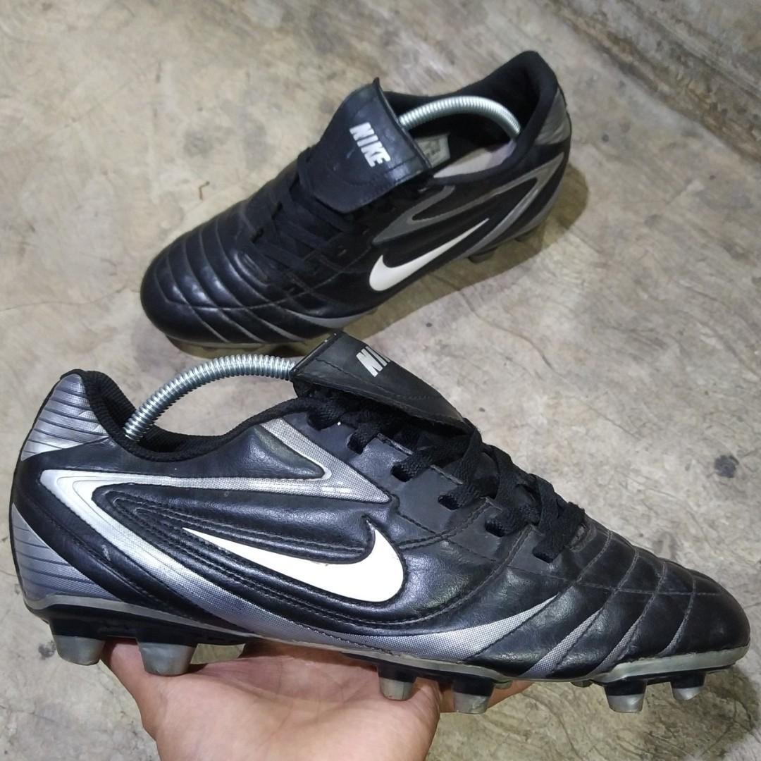 Sepatu Bola Nike Marquis FG Second Original