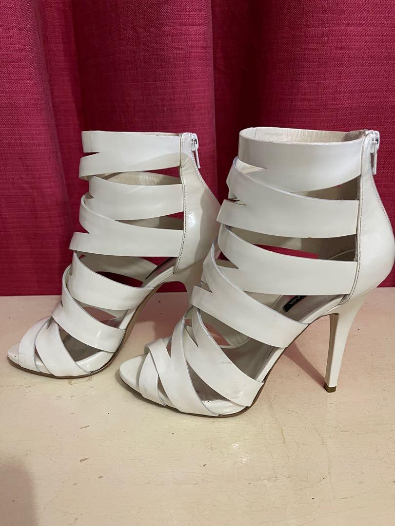 Stellaluna gladiator heels (Category: Heels) located in Paranaque City. Submitted by amsdm (Listing ID 1129345676, Image 1). Description: .