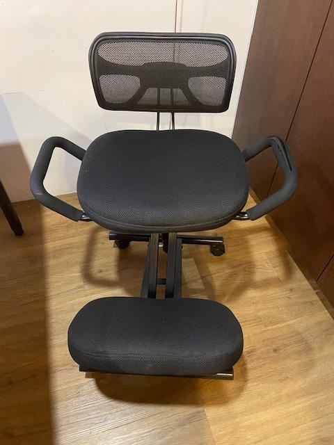Straight chair sales for study