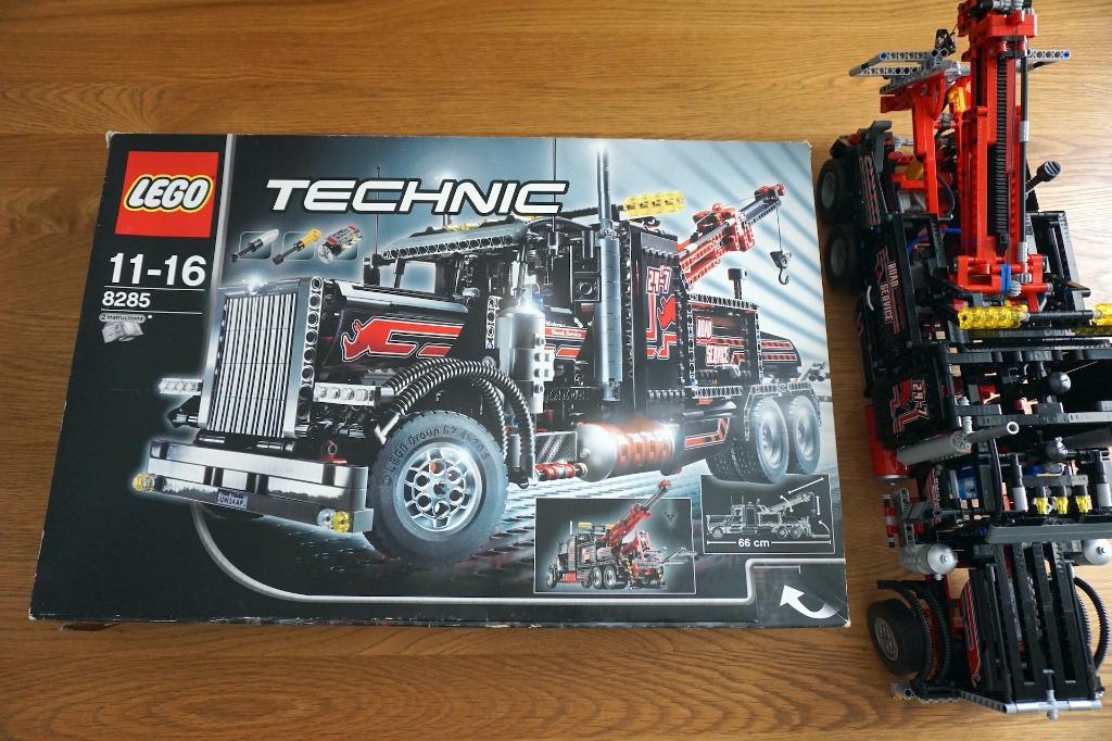 Technic LEGO Tow Truck silver edition 8285