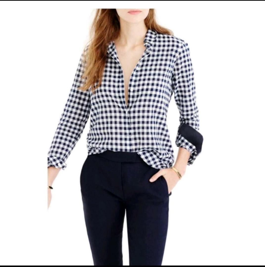 Tommy H*lfiger checkered roll sleeve 