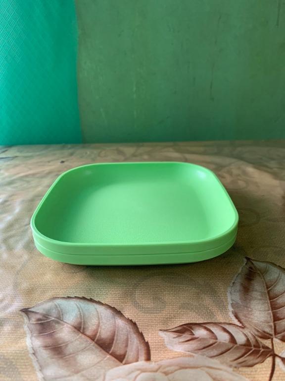 Tupperware Snack Plate (2), Furniture & Home Living, Kitchenware