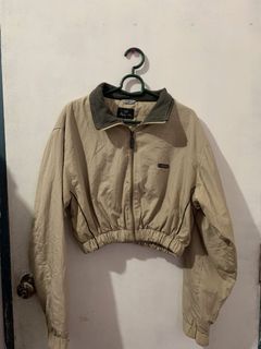 (Category: ) located in . Submitted by ymlthrift (Listing ID 1129439645, Image 1). Description: .
