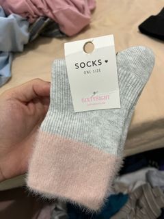 Socks $30 per pair Stussy 2 pairs for $5064244272901250110