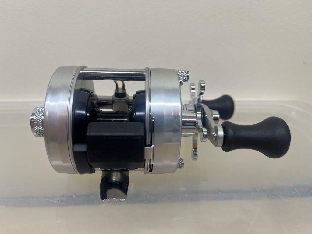 ABU アンバサダー 1600C IAR 実釣未使用 【美品】 箱あり 中古】アブ アンバサダー 1600C IAR - ONLINE SHOP TOOL PLACE