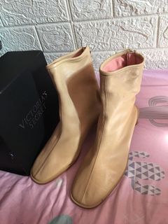 （分類：）位於 。 由 preloved1418 提交（商品編號 1134400899，圖片 1）。簡介： 。