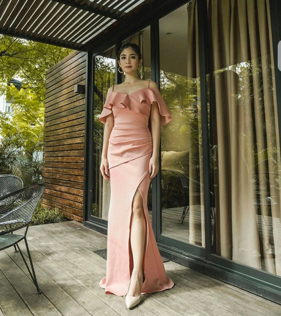 Apartment store eight dress