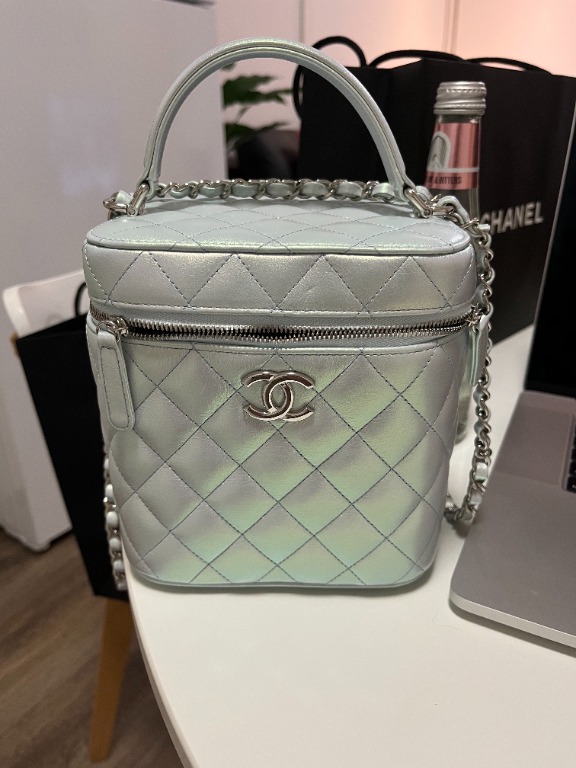BN Chanel Iridescent Vanity Case Crossbody Shoulder Bag