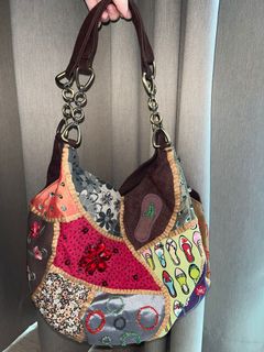 (Category: ) located in . Submitted by authentic.accessories (Listing ID 1134466522, Image 1). Description: .