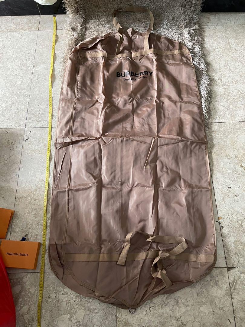 Burberry coat dust sales bag