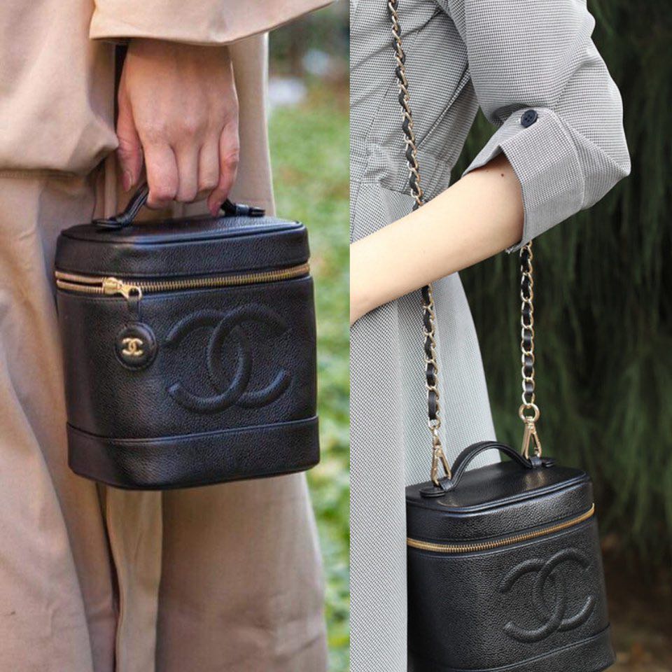 Vintage hot sale chanel vanity